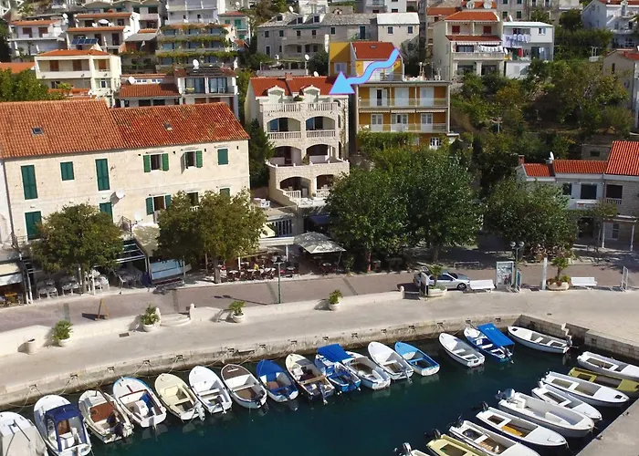 & Vesna - With Terrace And Sea View * Brela